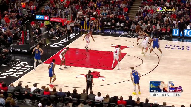 【2024年01月13日 勇士vs公牛集锦】把对手晃飞三米！生死时刻库里撤步三分命中