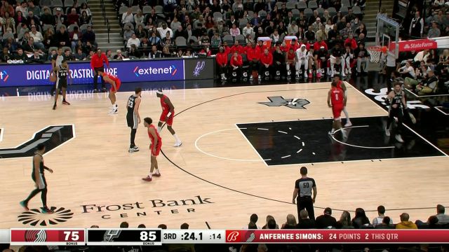 【2024年01月27日 开拓者vs马刺集锦】球队核心西蒙斯挺身而出稳定军心 尚帕尼三步上篮打成2+1