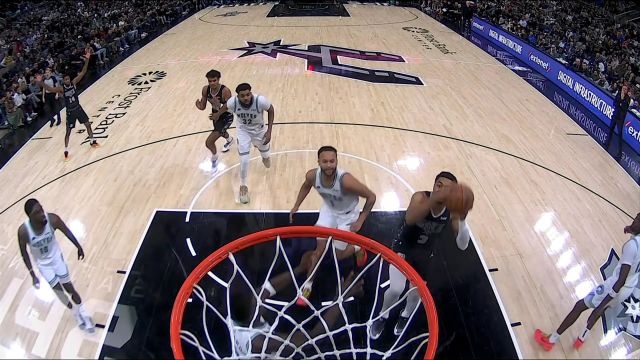 【2024年01月28日 森林狼vs马刺集锦】直接扣停对手！凯尔登直杀篮下起飞 力劈华山重扣终结