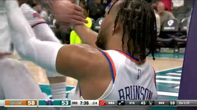 【2024年01月30日 尼克斯vs黄蜂集锦】布伦森一步过掉马丁加速直冲 无视补防左手高挑强取2+1