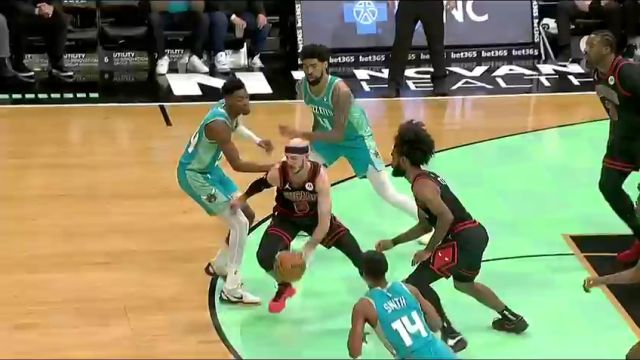 【2024年02月01日】NBA常规赛：公牛vs黄蜂第2节中文解说录像回放