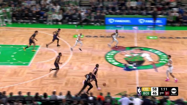 【2024年02月02日 湖人vs凯尔特人集锦】过你就像过清晨的马路！ 里夫斯一步突破过掉塔图姆轻取两分