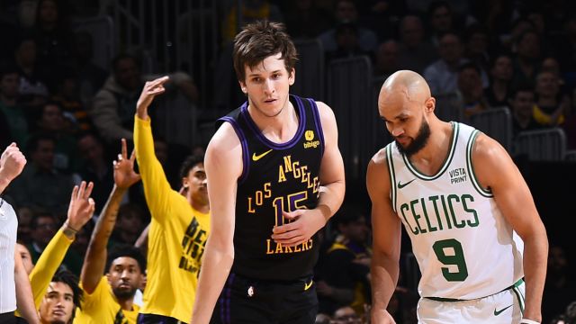 【2024年02月02日 湖人vs凯尔特人集锦】湖人114-105凯尔特人 詹眉缺战 里夫斯砍赛季新高32分力克绿军