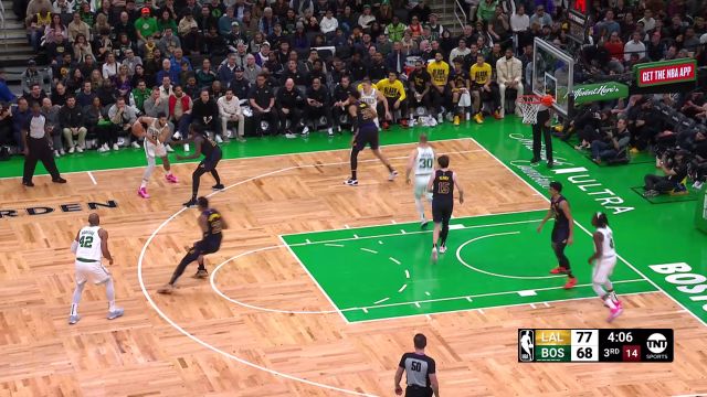 【2024年02月02日 湖人vs凯尔特人集锦】湖人114-105凯尔特人 詹眉缺战 里夫斯砍赛季新高32分力克绿军