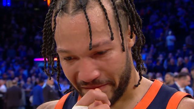 【2024年02月02日 步行者vs尼克斯集锦】首次入选全明星 布伦森赛后哽咽：我没什么要说的