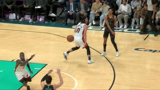 【2024年02月03日 热火vs奇才集锦】单人独骑闯难关！阿夫迪亚持球突破一往无前 强杀内线连续得手