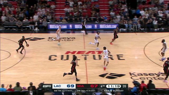 【2024年02月05日 快船vs热火集锦】略显一点点尴尬 威少反击快攻长驱直入无奈扣飞