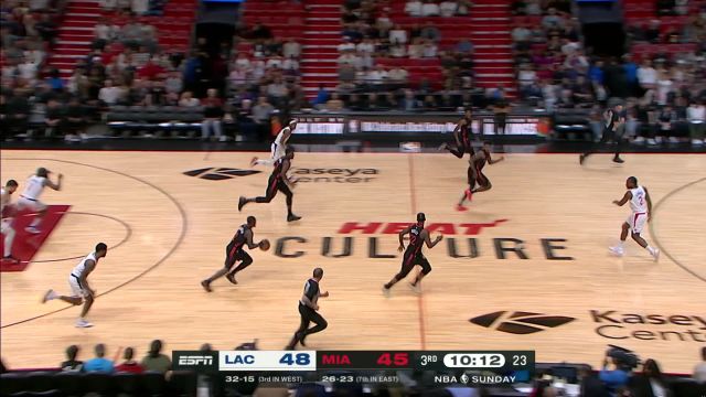 【2024年02月05日 快船vs热火集锦】无惧防守强硬进攻 巴特勒面对乔治转身打板上篮一气呵成