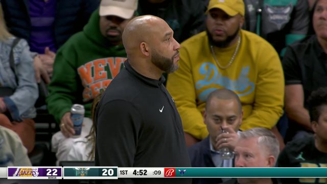 【2024年02月06日 湖人vs黄蜂集锦】里夫斯连续三记助攻