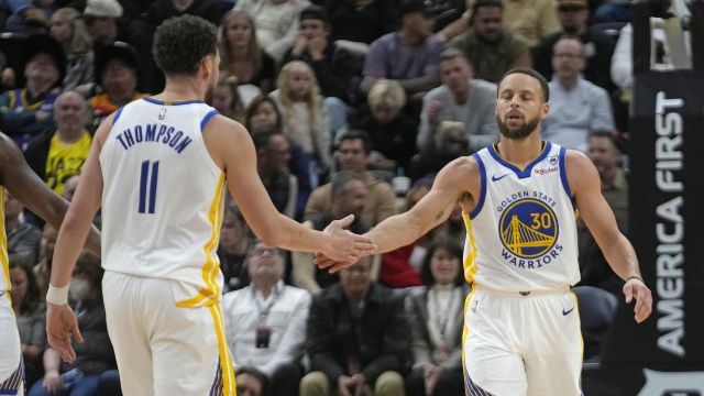 【2024年02月13日 勇士vs爵士集锦】勇士129-107爵士 库里末节轰下5记三分助球队收割比赛