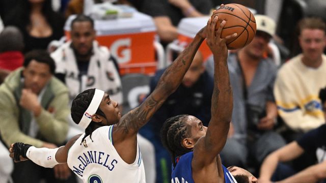 【2024年02月13日 森林狼vs快船集锦】森林狼vs快船五佳球 麦克丹尼尔斯背后血帽莱昂纳德 乔治晃倒爱德华兹单挑戈贝尔