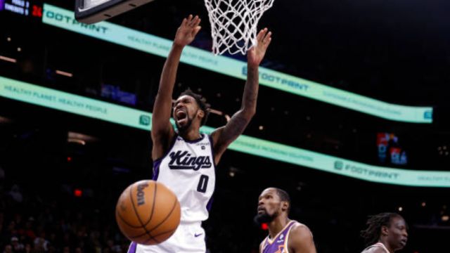 【2024年02月14日 国王vs太阳集锦】国王vs太阳五佳球 蒙克空中折叠双手暴扣 格雷森-阿伦神奇三分