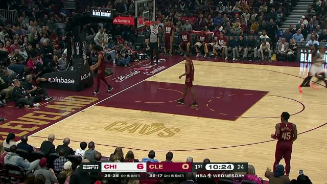 【2024年02月15日 公牛vs骑士集锦】转换进攻一气呵成！德罗赞箭步穿云滑翔暴扣一条龙