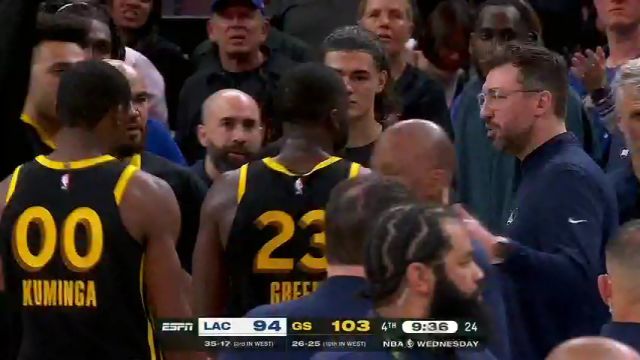 【2024年02月15日 快船vs勇士集锦】恶意犯规！普拉姆利不满之前判罚拿波姐撒气引冲突 卢指导遭驱逐