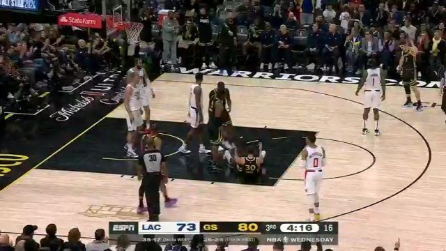 【2024年02月15日 快船vs勇士集锦】表情包再现！库里面对乔治强硬拿下2+1振臂欢呼