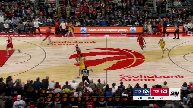 【2024年02月15日 步行者vs猛龙集锦】展现大心脏！西亚卡姆关键时刻强硬打成两分