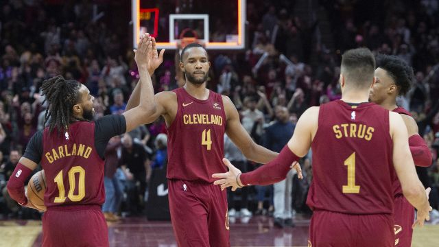 【2024年02月15日 公牛vs骑士集锦】公牛105-108骑士 米切尔30+6+7德罗赞24+6 骑士险胜公牛