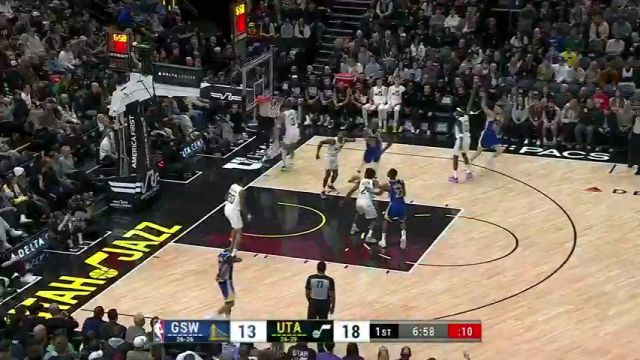 【2024年02月16日 勇士vs爵士集锦】动作很潇洒可惜手感差！汤神替补出场接球自信出手 怎奈手感冰凉怒打一铁