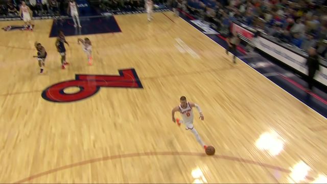 【2024年02月23日 尼克斯vs76人集锦】最好的进攻就是防守！迪温琴佐眼疾手快成功抢断直捣黄龙暴扣得手