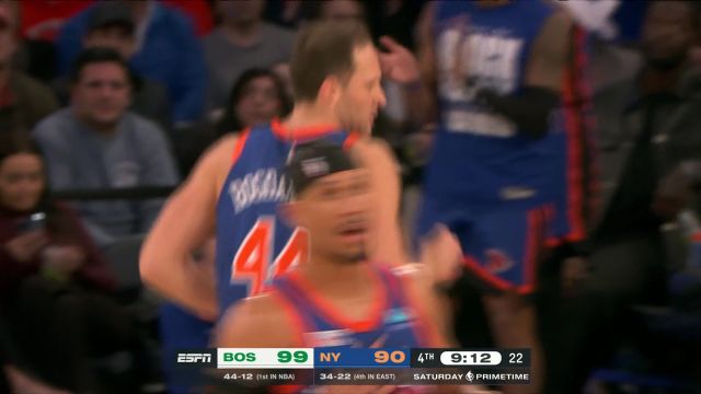 【2024年02月25日 凯尔特人vs尼克斯集锦】总能找到属于自己的得分方式 博格丹诺维奇打板中投稳稳命中