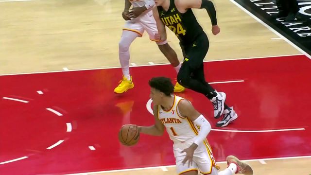 【2024年02月28日 爵士vs老鹰集锦】现在我是特雷杨了！杰伦·约翰逊连续串联进攻助攻队友