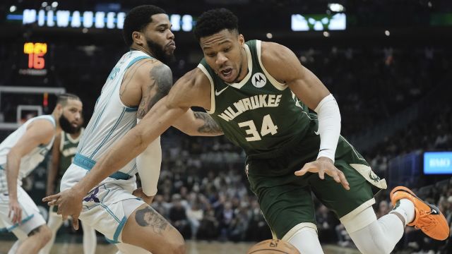 【2024年02月28日 黄蜂vs雄鹿集锦】黄蜂85-123雄鹿 雄鹿三人得分上20大胜黄蜂38分