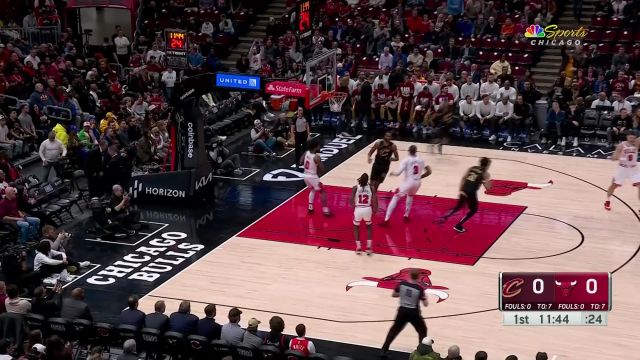 【2024年02月29日 骑士vs公牛集锦】延续上场手感！ 斯特鲁斯开场外线三分手起刀落