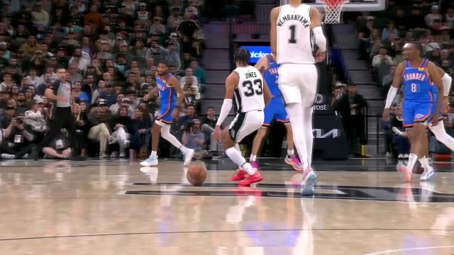 【2024年03月01日 雷霆vs马刺集锦】突施冷箭！文班亚马迎着切特表演logo shot杀人又诛心