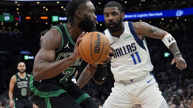 【2024年03月02日 独行侠vs凯尔特人集锦】独行侠110-138凯尔特人 绿军3人得分20+豪取10连胜