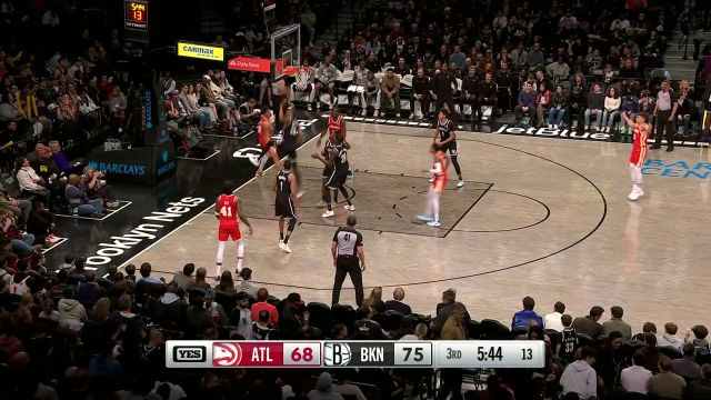 【2024年03月03日 老鹰vs篮网集锦】约翰逊大步流星欲要冲筐 克拉克斯顿精准判断无情钉板