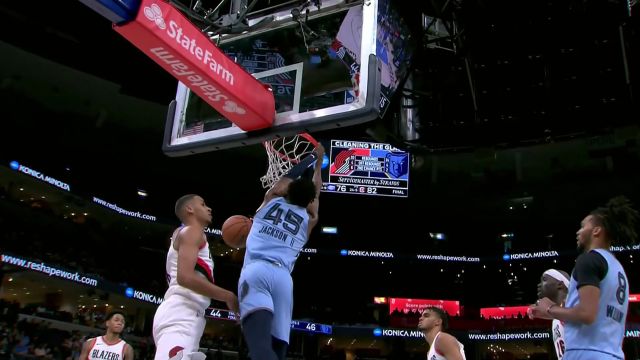 【2024年03月03日 开拓者vs灰熊集锦】无可匹敌的力量！ GG杰克逊面对围追堵截依旧无所畏惧双手暴扣轰炸篮筐