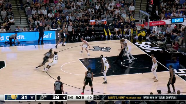 【2024年03月04日 步行者vs马刺集锦】把握每个反击的机会！麦康奈尔快攻持球推进妙传西亚卡姆空接暴扣_2