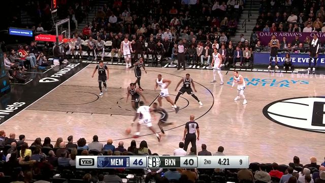 【2024年03月05日 灰熊vs篮网集锦】抓住失误大礼 朗尼沃克瞅准时机抢断反击暴扣一条龙