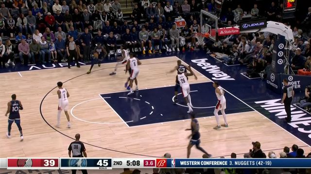 【2024年03月05日 开拓者vs森林狼集锦】眼里只有篮筐！麦克丹尼尔斯强突篮下无视防守单臂炸筐