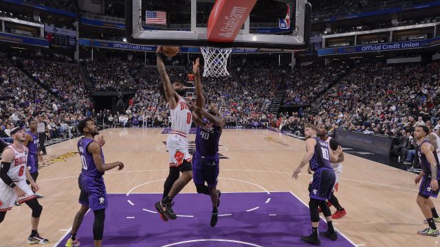 【2024年03月05日 公牛vs国王集锦】公牛113-109国王 怀特德罗赞合砍70分公牛险胜国王