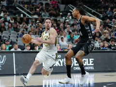 麦康纳尔：文班会成为联盟未来的门面