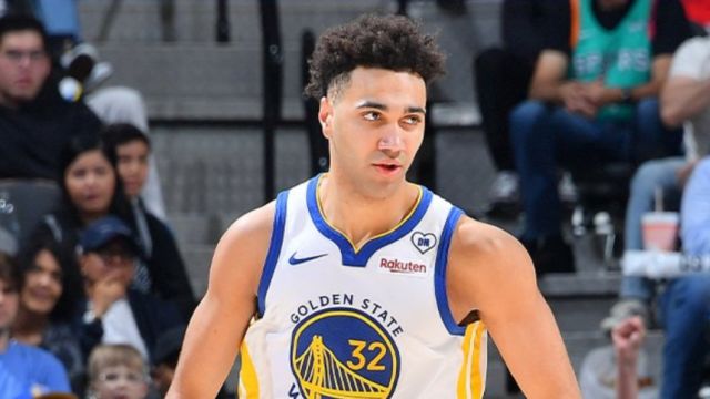 【2024年03月12日 勇士vs马刺集锦】勇士宝藏男孩！戴维斯隔扣文班正负值全场第一 近4战23中21