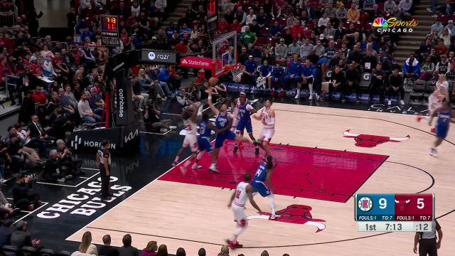 【2024年03月15日 快船vs公牛集锦】曼恩反击上篮偏出 莱昂纳德单臂补扣终结进攻