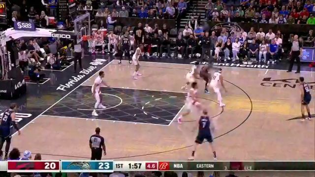 【2024年03月18日 猛龙vs魔术集锦】就你是状元啊 班凯罗1V3遭抢断由恩沃拉完成暴扣终结