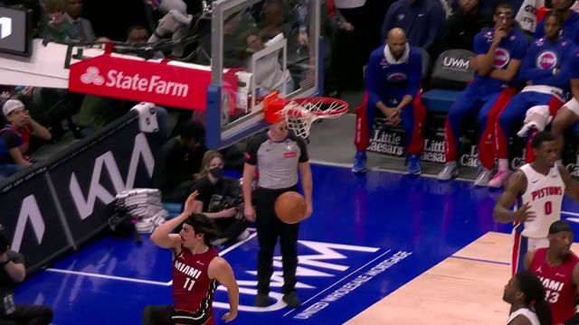 【2024年03月18日 热火vs活塞集锦】展示身体天赋！小哈克斯接球顺步突破滑翔劈扣肆虐篮筐