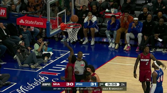 【2024年03月19日 热火vs76人集锦】把你防成五大囧！乌布雷空切扣篮被拖布封盖球不慎卡在篮筐脖子