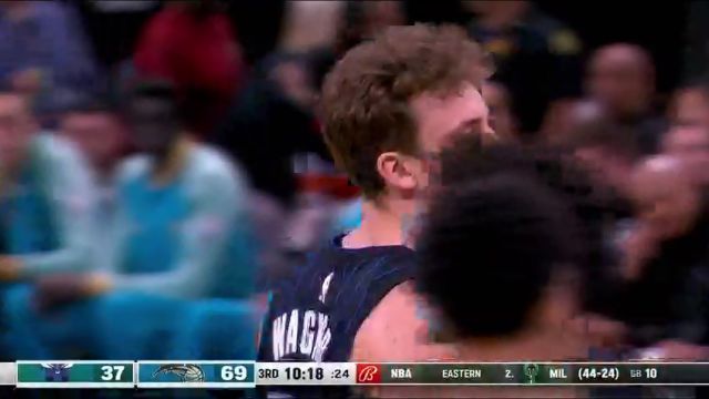 【2024年03月20日】黄蜂vs魔术第3节英文原声录像回放