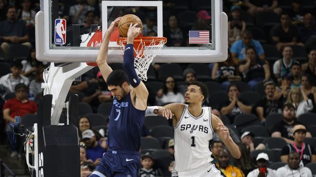 【2024年03月23日 灰熊vs马刺集锦】灰熊99-97马刺 灰熊拒绝翻盘3J准绝杀险胜马刺