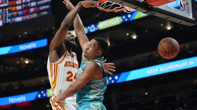 【2024年03月24日 黄蜂vs老鹰集锦】快来欣赏暴力美学！费尔南多舒展长臂逆天隔扣点燃全场气氛