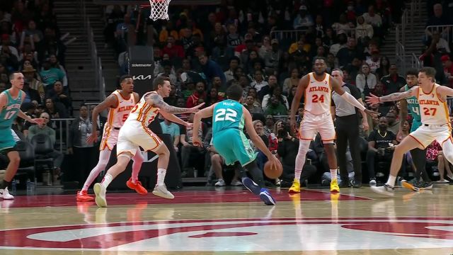 【2024年03月24日 黄蜂vs老鹰集锦】禁区铜墙铁壁！马修斯苍鹰捕食追身大帽摁下对手