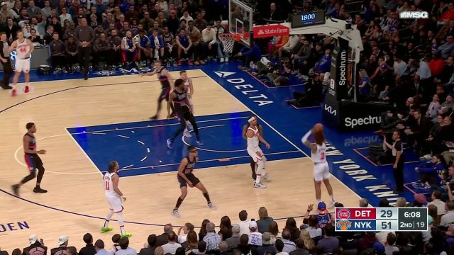 【2024年03月26日 活塞vs尼克斯集锦】终于等到你！艾维反击追身三分命中本场比赛第一球