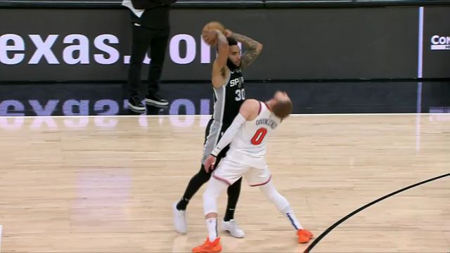 【2024年03月30日】尼克斯vs马刺第4节中文解说录像回放