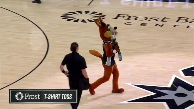 【2024年03月30日】尼克斯vs马刺第4节英文原声录像回放