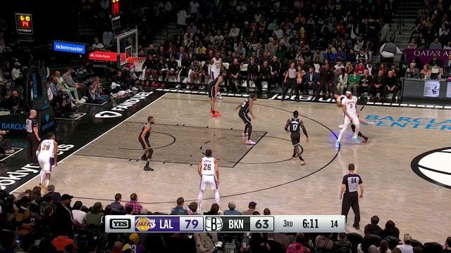 【2024年04月01日 湖人vs篮网集锦】继续延续火热手感 詹姆斯连续两记三分继续助球队保持优势