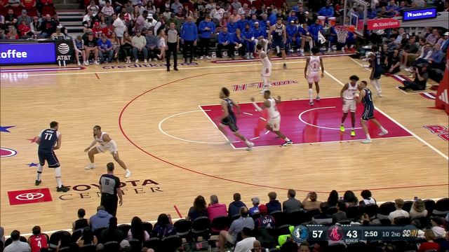 【2024年04月01日 独行侠vs火箭集锦】借助滚烫的手感再接再厉 东契奇三分出手一箭穿心